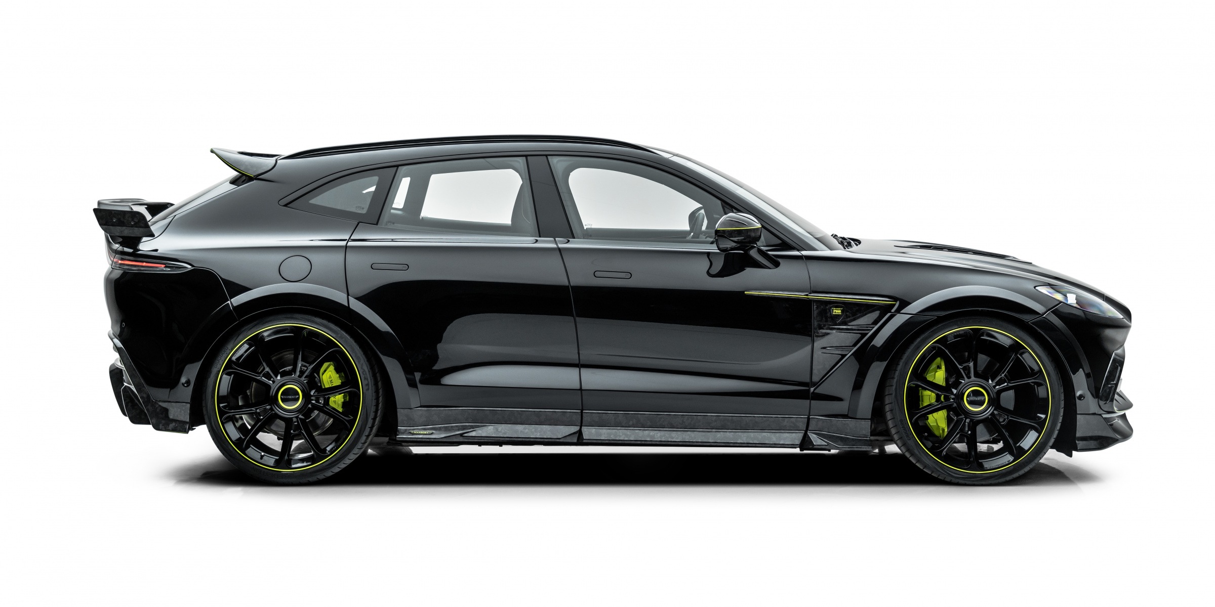 mansory-aston-martin-dbx-05