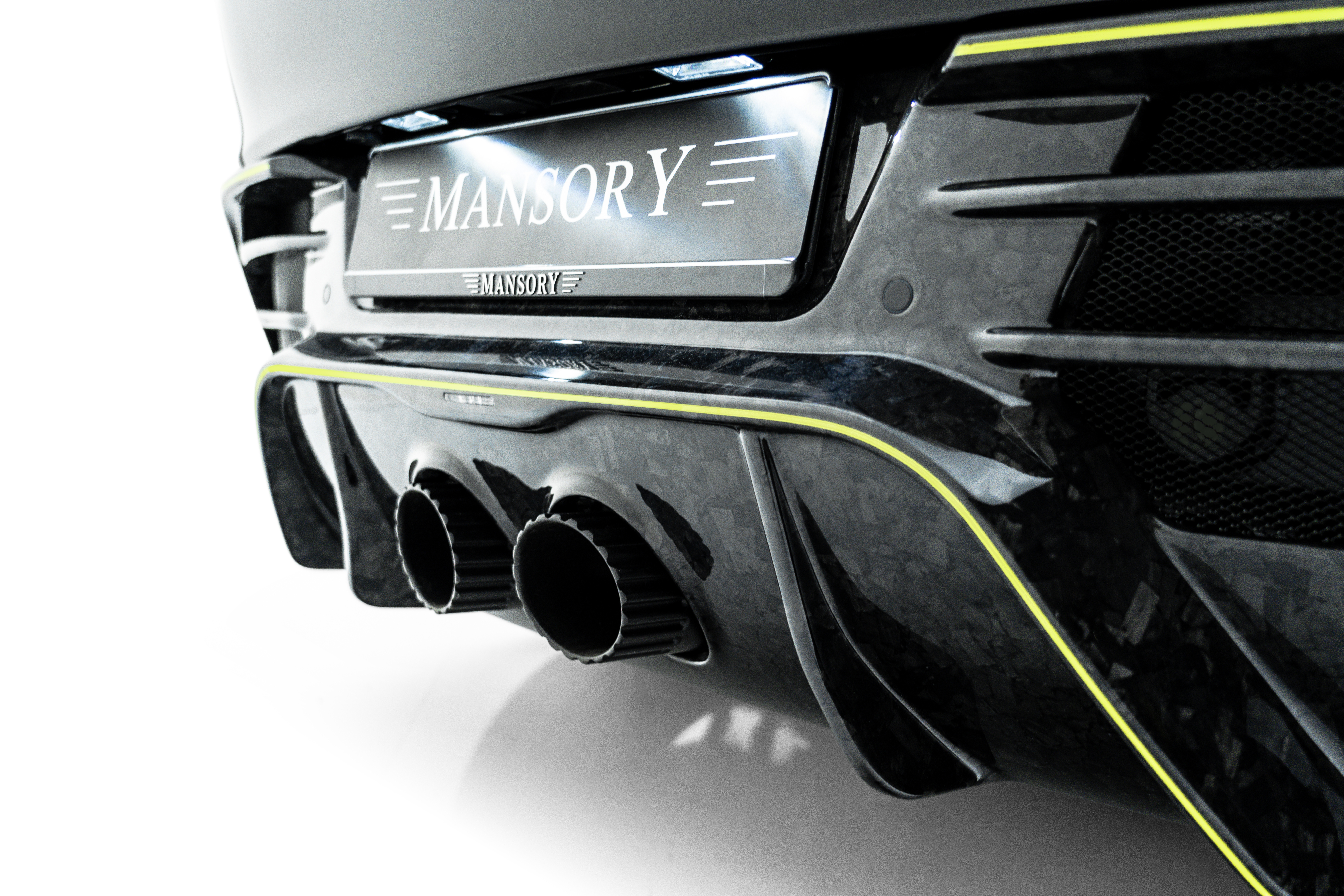 mansory-aston-martin-dbx-12
