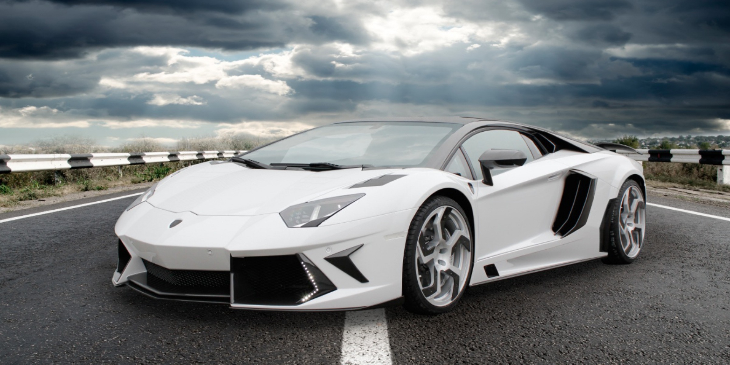 mansory_lamborghini_aventador_36.jpg