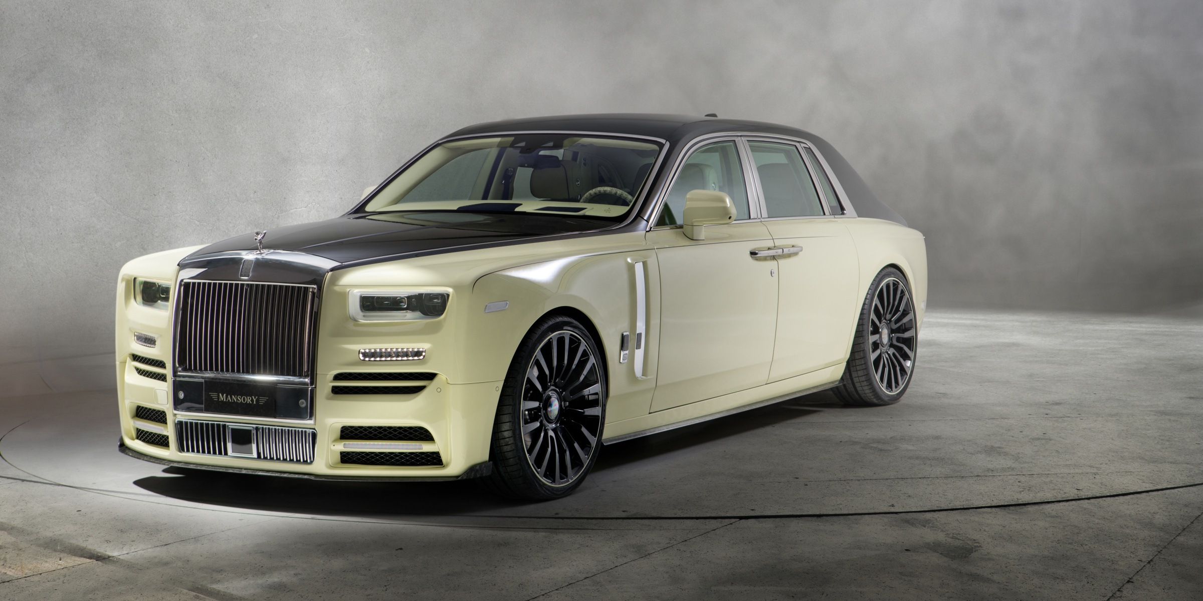 mansory_rolls_royce_phantom_8_01.jpg