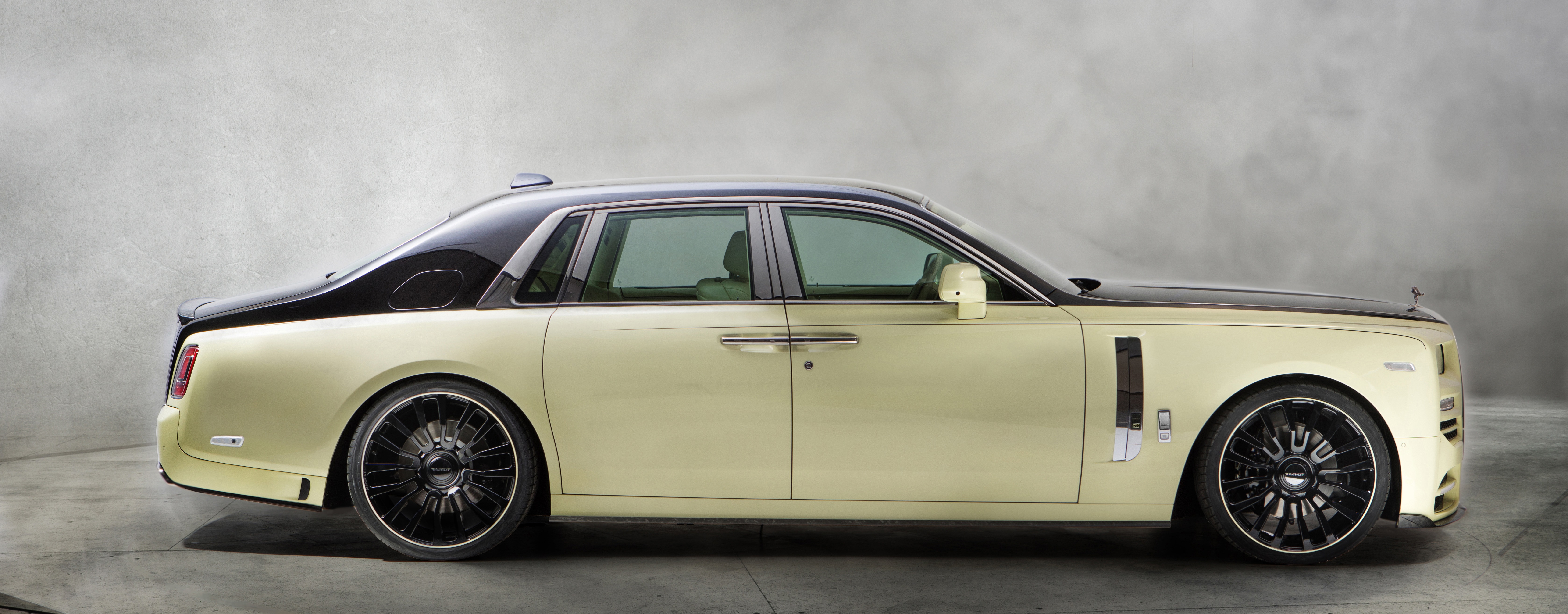 mansory_rolls_royce_phantom_8_03.jpg