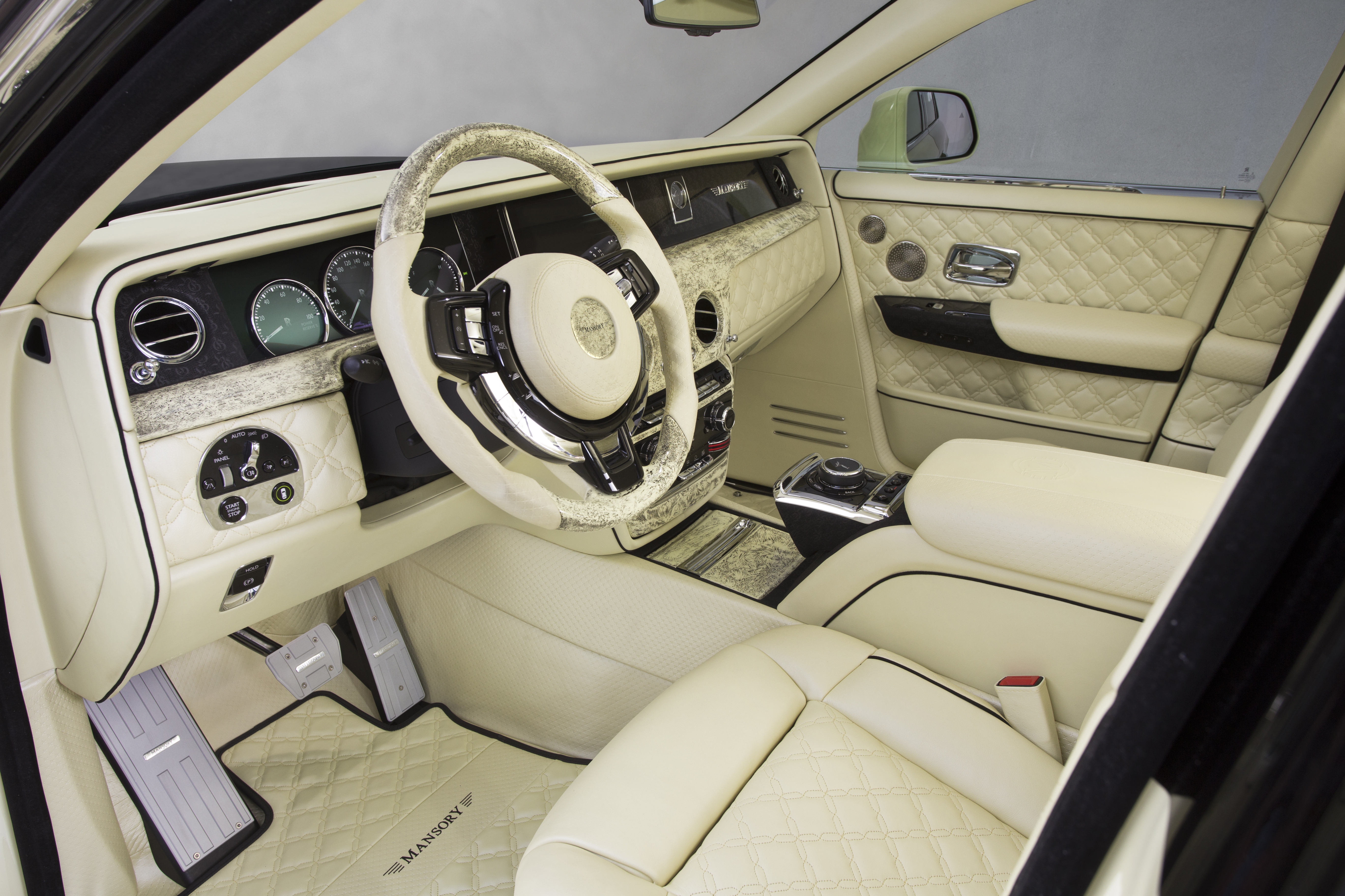 mansory_rolls_royce_phantom_8_04.jpg